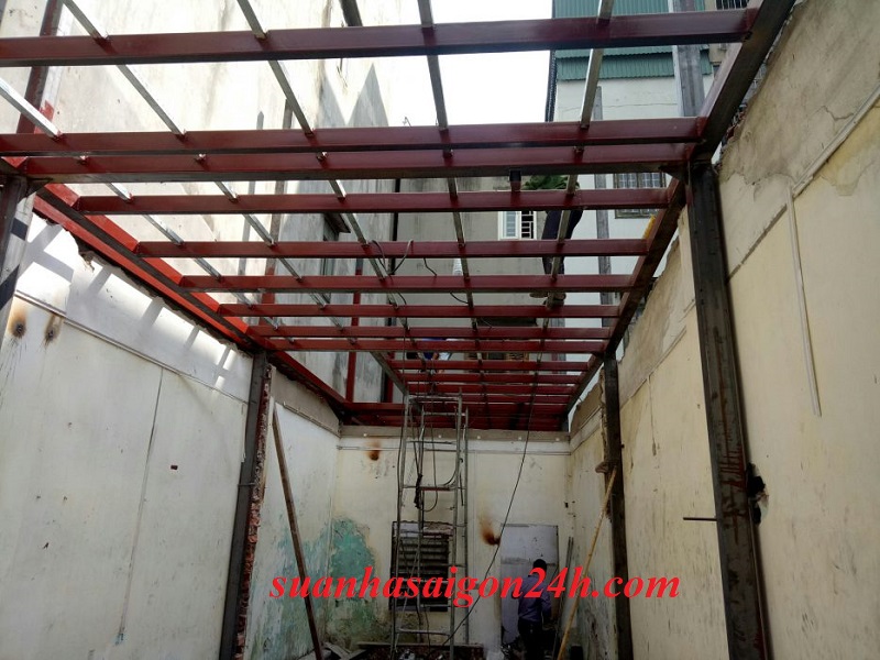 nâng tầng nhà cấp 4 bằng hệ khung thép chắc chắn